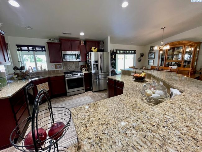 223108 E Perkins Rd, Home with 4 bedrooms, 4 bathrooms and null parking in Kennewick WA | Image 16