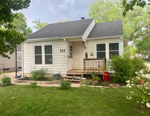 114 N Olivette St, McPherson, KS, 67460-3729 | Card Image