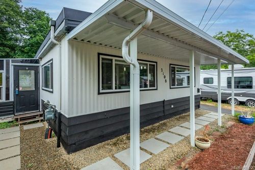 2108 4th St E, Courtenay, BC, V9N6V8 | Card Image