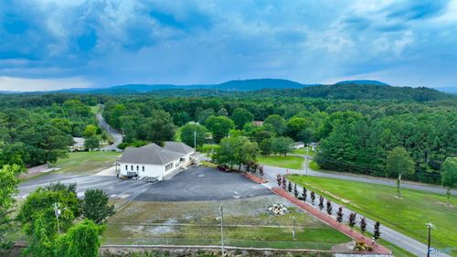 2981 Bob Jones Rd, Scottsboro, AL, 35769-6138 | Card Image
