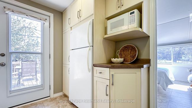 9 Maple Lane, House other with 3 bedrooms, 1 bathrooms and 1 parking in Goderich ON | Image 24