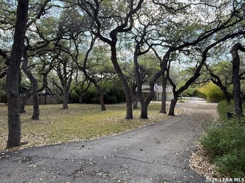 248 Fox Hall Ln, Castle Hills, TX, 78213-2120 | Card Image