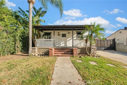 1941 Warren St, San Fernando, CA, 91340 | Card Image