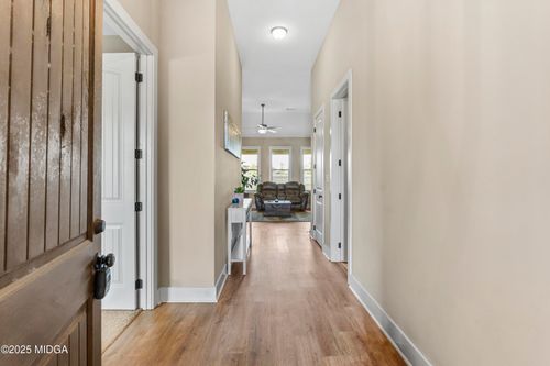 206 Barnyard Way, Perry, GA, 31069-9883 | Card Image