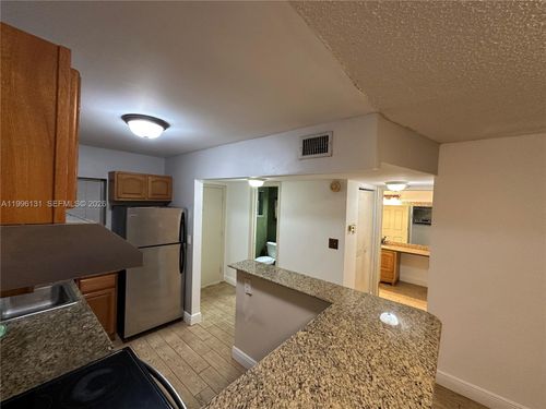 apt-504-4111 Stirling Rd, Davie, FL, 33314-7540 | Card Image