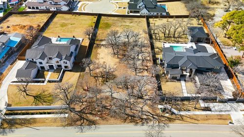 320 Shady Oaks Dr, Southlake, TX, 76092-6151 | Card Image