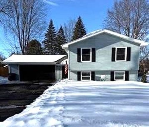 1332 Harrison Court, Stoughton, WI, 53589 | Card Image