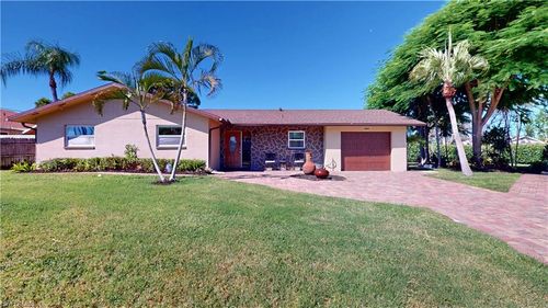 27514 Playa Del Rey Ln, BONITA SPRINGS, FL, 34135-3554 | Card Image