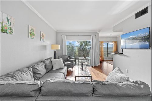 2202-6000 Shepherd Mountain Cv, Austin, TX, 78730-4910 | Card Image