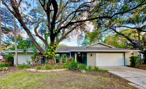 939 Woodland Dr, PALM HARBOR, FL, 34683-6658 | Card Image