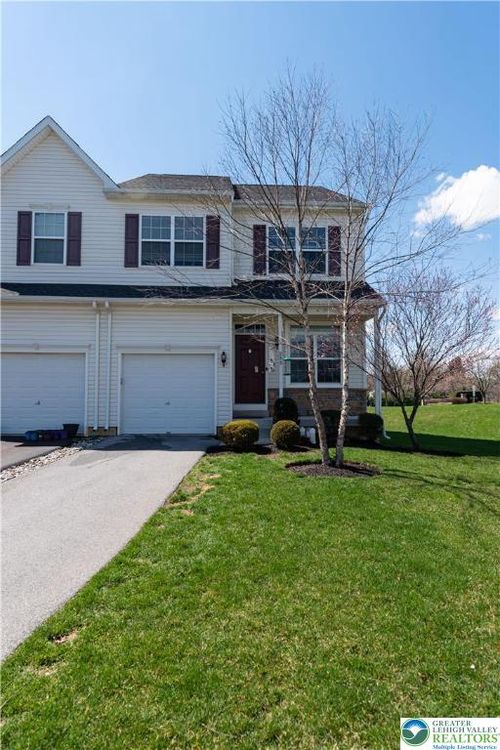 955 King Way, BREINIGSVILLE, PA, 18031-1483 | Card Image