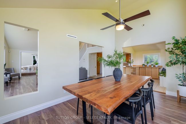 7474 Riverside Dr, House other with 3 bedrooms, 2 bathrooms and 6 parking in Port Franks ON | Image 17
