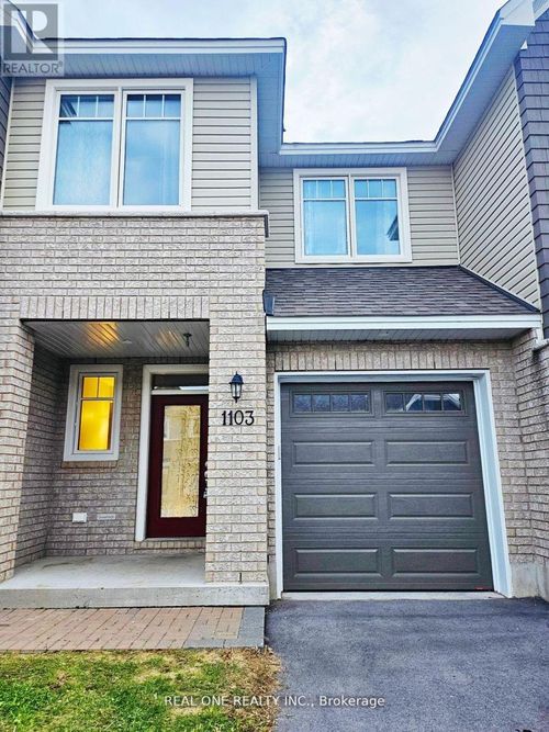 1103 Av Barrow, Kingston, ON, K7M0G5 | Card Image