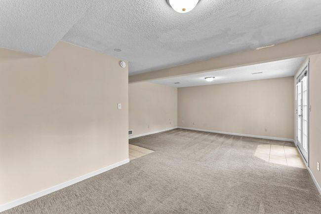 4252 Thornhill Ln, Townhouse with 3 bedrooms, 2 bathrooms and null parking in Vadnais Heights MN | Image 48