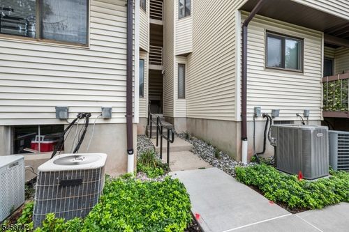 3106 Revere Ct, Hillsborough, NJ, 08844-5331 | Card Image