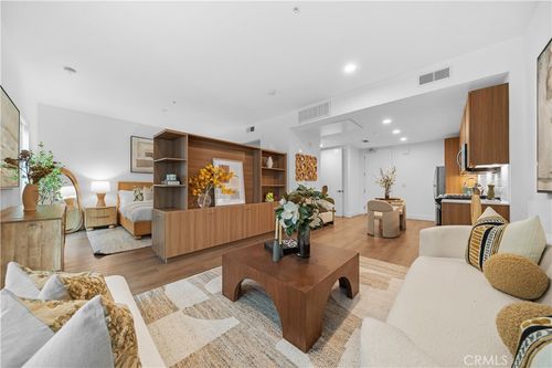 unit-319-709 E Walnut St, Pasadena, CA, 91101-1699 | Card Image