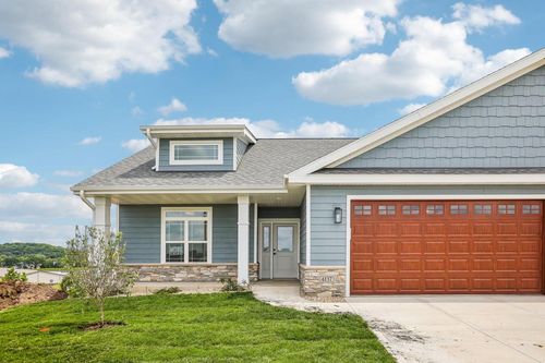 6475 Ridge View Way Way, Deforest, WI, 53532 | Card Image