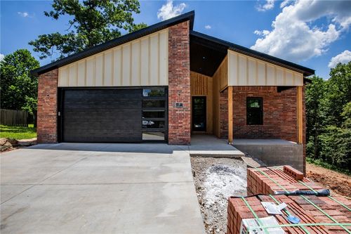 7 Consett Ln, Bella Vista, AR, 72714-2531 | Card Image