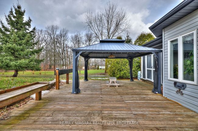 637 Carl Rd, House other with 5 bedrooms, 4 bathrooms and 20 parking in Port Robinson ON | Image 39