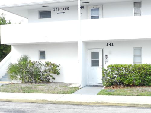 141 West Ct, Royal Palm Beach, FL, 33411-2928 | Card Image