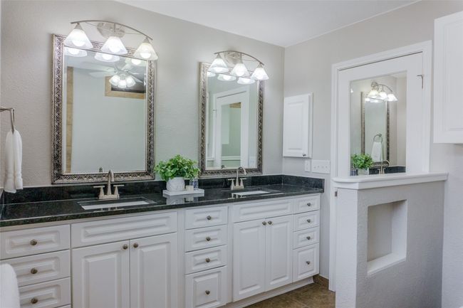 1005 Smirl Dr, House other with 4 bedrooms, 2 bathrooms and null parking in Heath TX | Image 15
