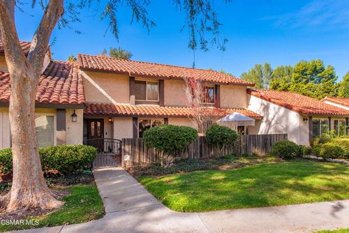 27506 Rondell St, Agoura Hills, CA, 91301-2457 | Card Image