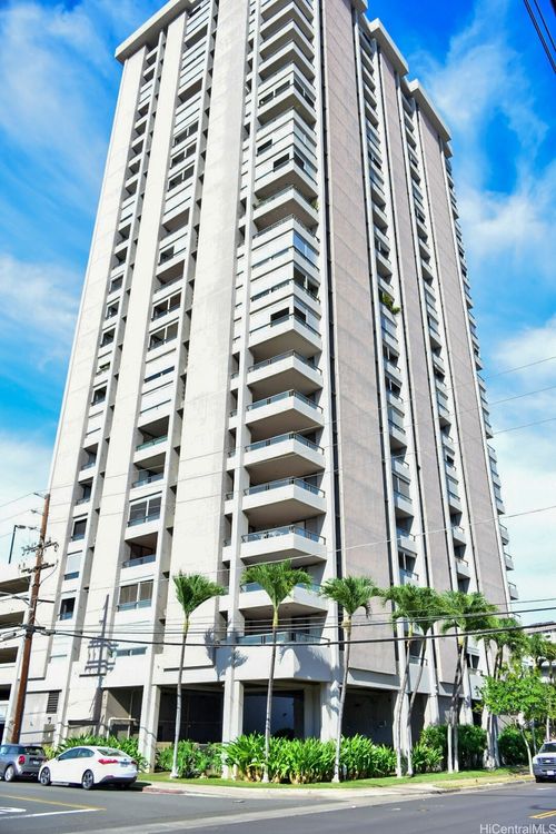 apt-1401-2100 Date St, Honolulu, HI, 96826-4031 | Card Image