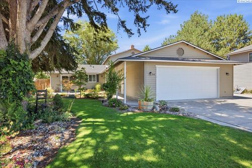 1116 S Sharron St, Kennewick, WA, 99337-3337 | Card Image