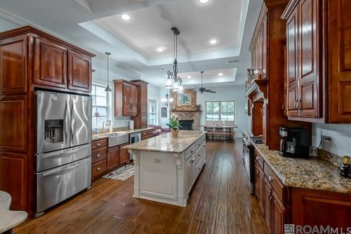 23745 Carter Trce, Springfield, LA, 70462-6003 | Card Image