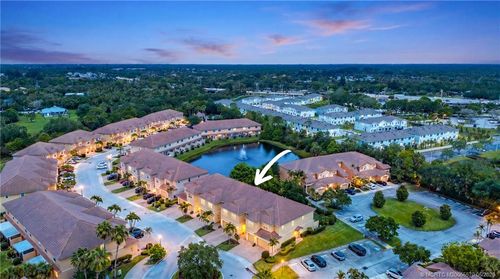 680 Sw Glen Crest Way, Stuart, FL, 34997-7257 | Card Image