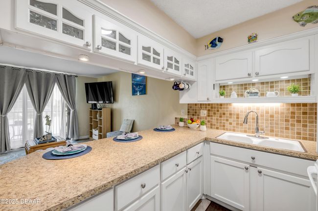 UNIT-238 - 1429 N Atlantic Ave, Condo with 1 bedrooms, 1 bathrooms and null parking in DAYTONA BEACH FL | Image 6