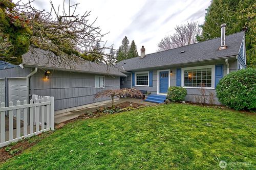 8829 231st St Sw, Edmonds, WA, 98026-8632 | Card Image