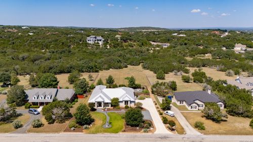 979 Long Mdw, Spring Branch, TX, 78070-5958 | Card Image