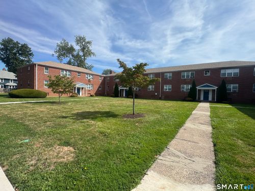 3-25 Natick St, Hartford, CT, 06106-4063 | Card Image