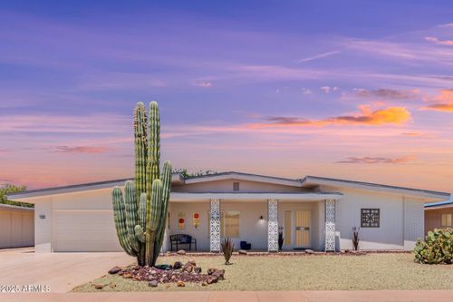 10922 W Granada Dr, Sun City, AZ, 85373-1810 | Card Image