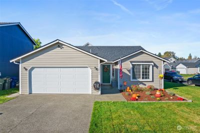 18706 12th Avenue Ct E, House other with 3 bedrooms, 1 bathrooms and 2 parking in Spanaway WA | Image 2