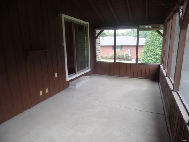 370 Shyla Ln, House other with 3 bedrooms, 2 bathrooms and null parking in Bloomfield IN | Image 17