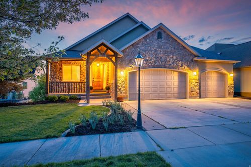 10207 Bayhill Dr, Cedar Hills, UT, 84062-8693 | Card Image