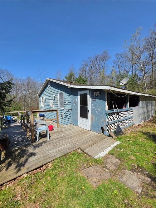 1926 Ranch Ln, Corning, NY, 14830-9450 | Card Image