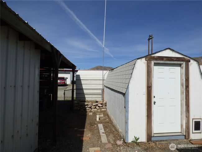 Out Building for storage | Image 16