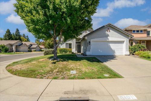 6401 Cedar Ranch Dr, Citrus Heights, CA, 95621-5623 | Card Image