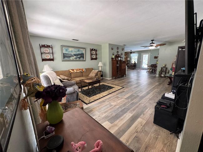 Living Room | Image 15