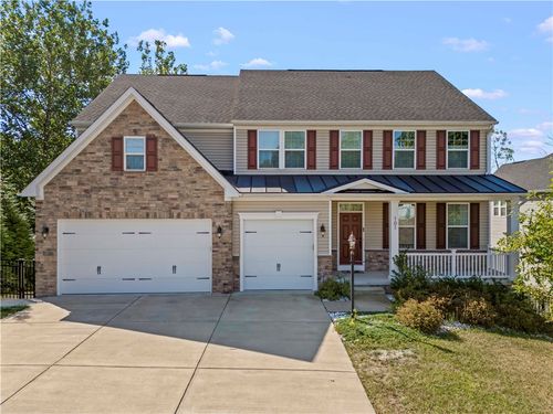 101 Cole Dr, Mc Kees Rocks, PA, 15136-4101 | Card Image