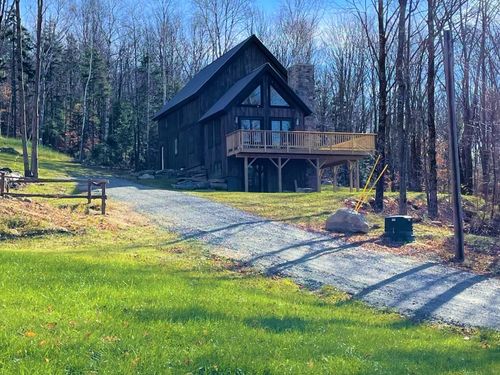 24 Calhoun St, Washington Depot, CT, 06794-1506 | Card Image