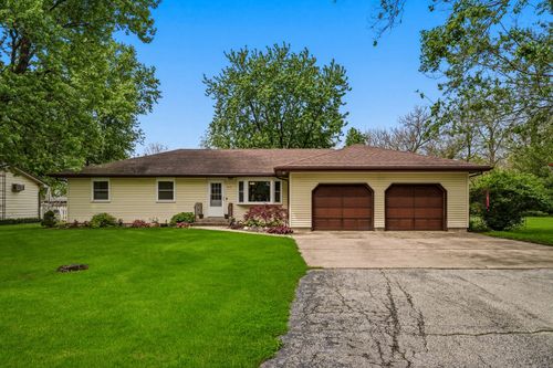 315 Peach St, Chebanse, IL, 60922-8038 | Card Image