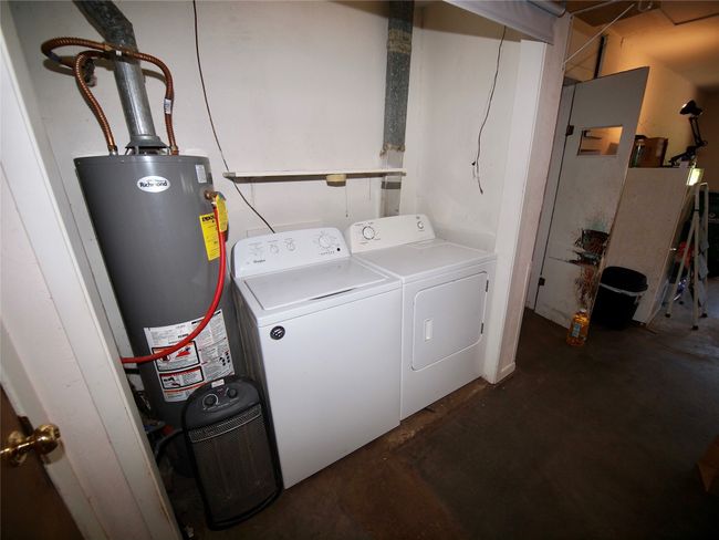 1441 Brazos St, House other with 3 bedrooms, 2 bathrooms and null parking in Graham TX | Image 28