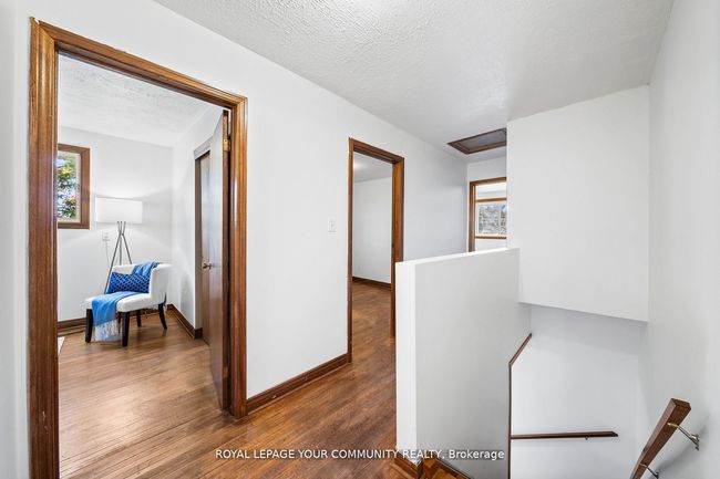 203 Taunton Rd W, House attached with 3 bedrooms, 2 bathrooms and 2 parking in Oshawa ON | Image 14