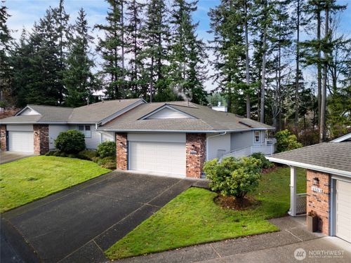 2108 Creekside Cir, Anacortes, WA, 98221-2461 | Card Image