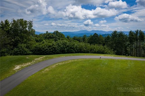 WR38 Clouds Rest Drive, Elk Park, NC, 28622 | Card Image