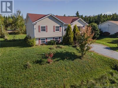 17 Av Kelti, House other with 3 bedrooms, 2 bathrooms and null parking in Hampton NB | Image 2